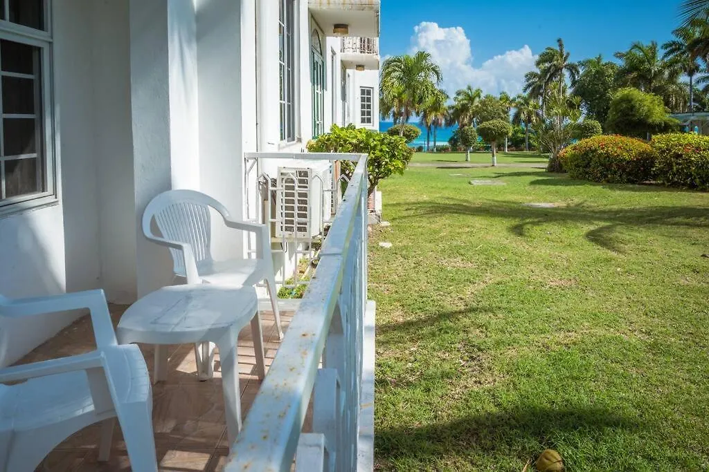 Cozy Apartment W/Ocean View, Pool & Beach Access Montego Bay